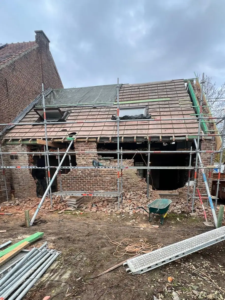 Avant : Rénovation complète de la maison, vue côté jardin, Welle