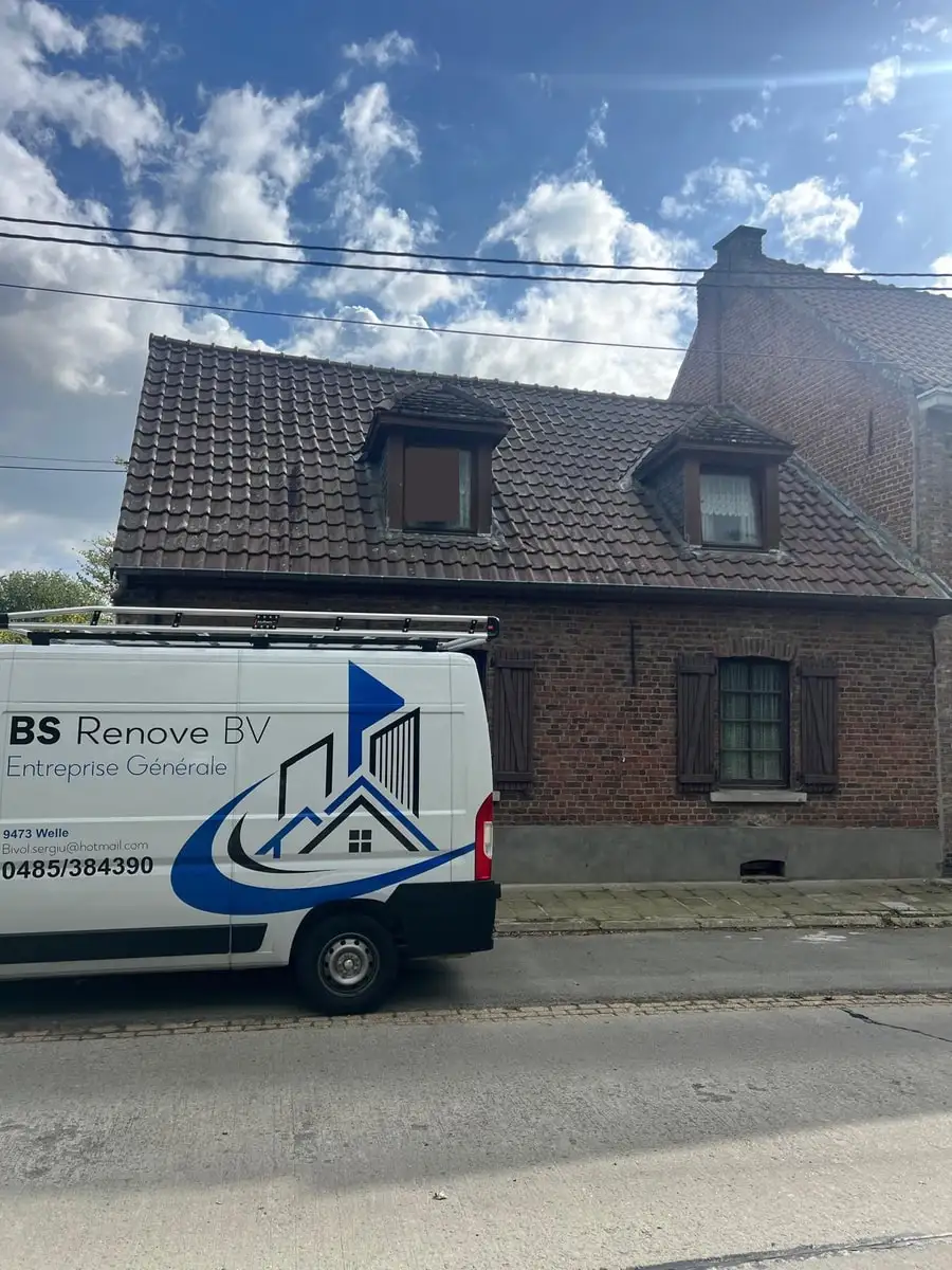 Avant : Rénovation complète de la maison, vue côté rue, Welle