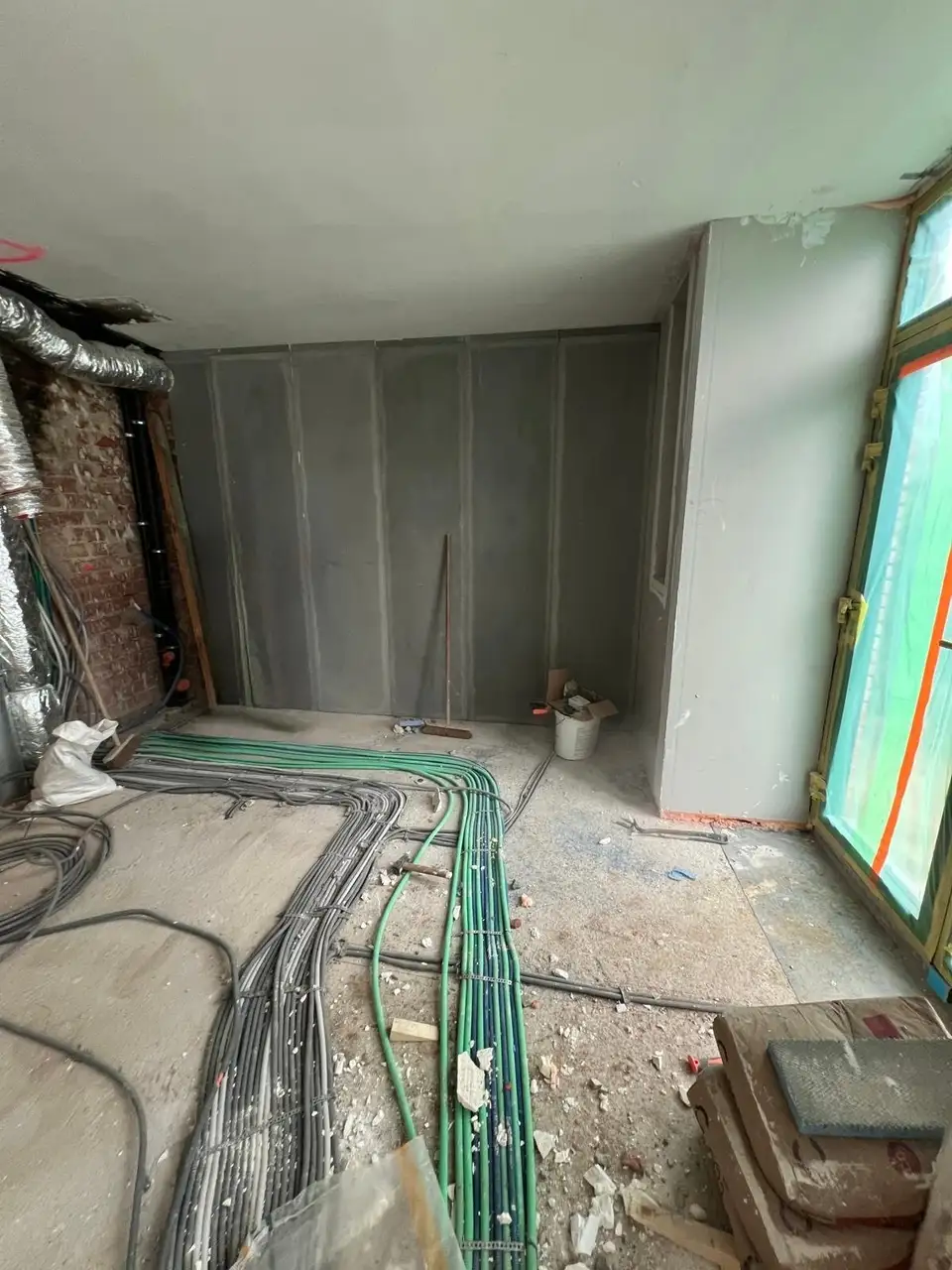 Avant : Cuisine, chantier et îlot terminé, Woluwe-Saint-Pierre